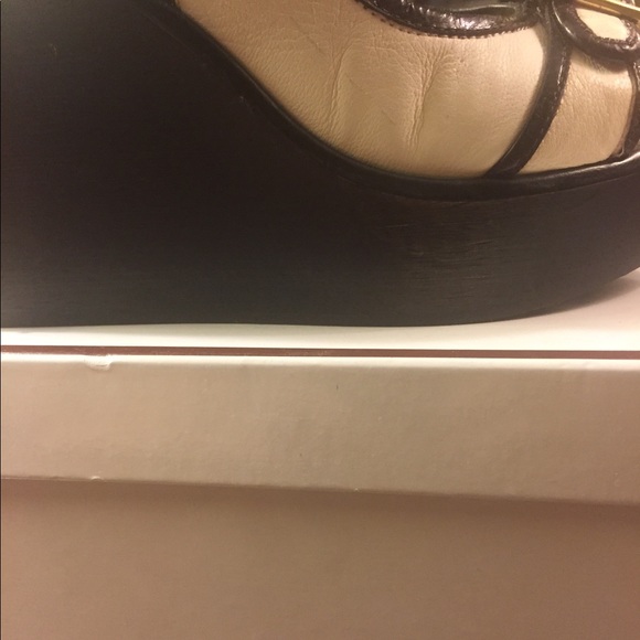 Shoes - Picture 3 of 14